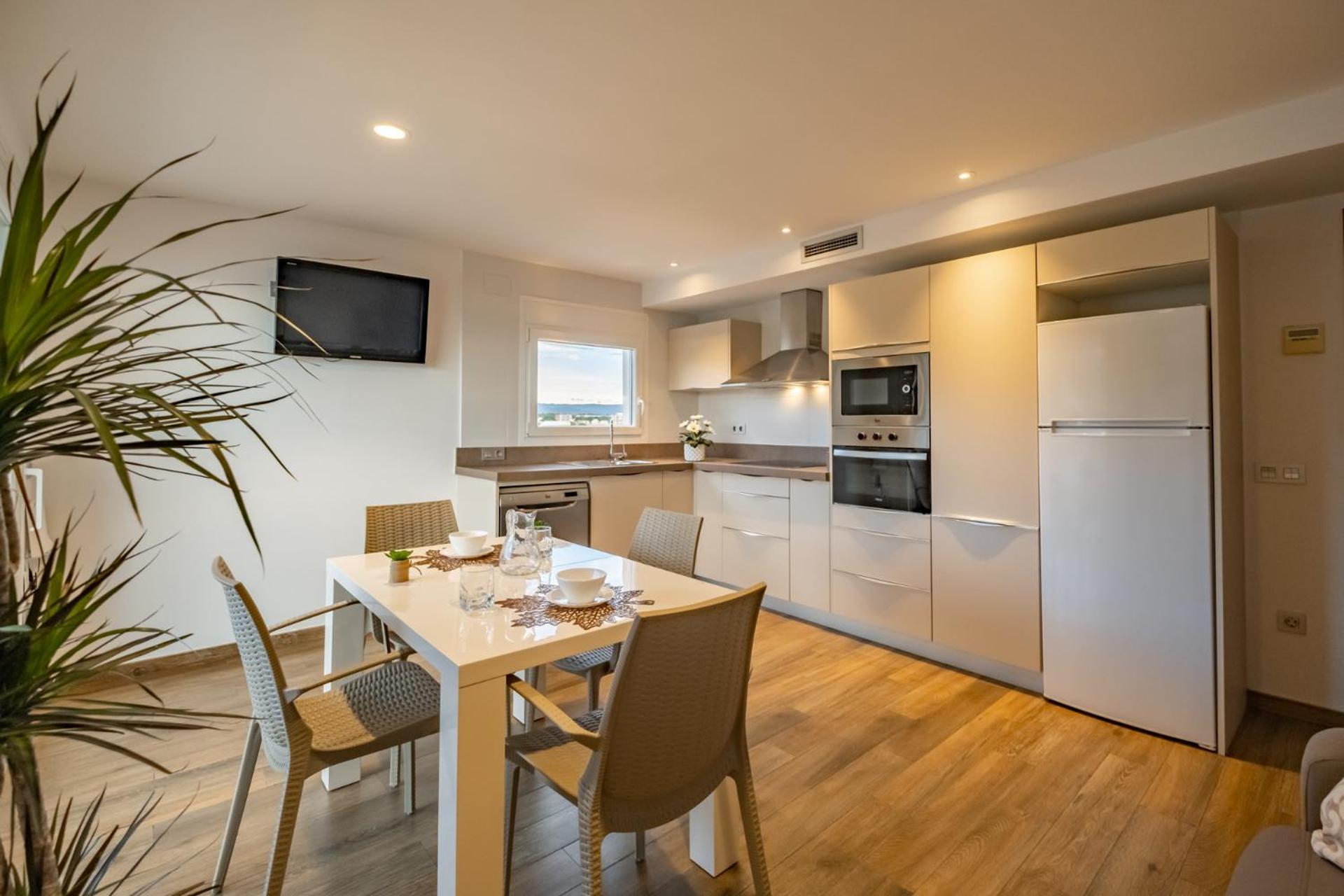 Apartamento Con Terraza, Vistas Playa Y Montana Hospitalet De L'Infant Εξωτερικό φωτογραφία