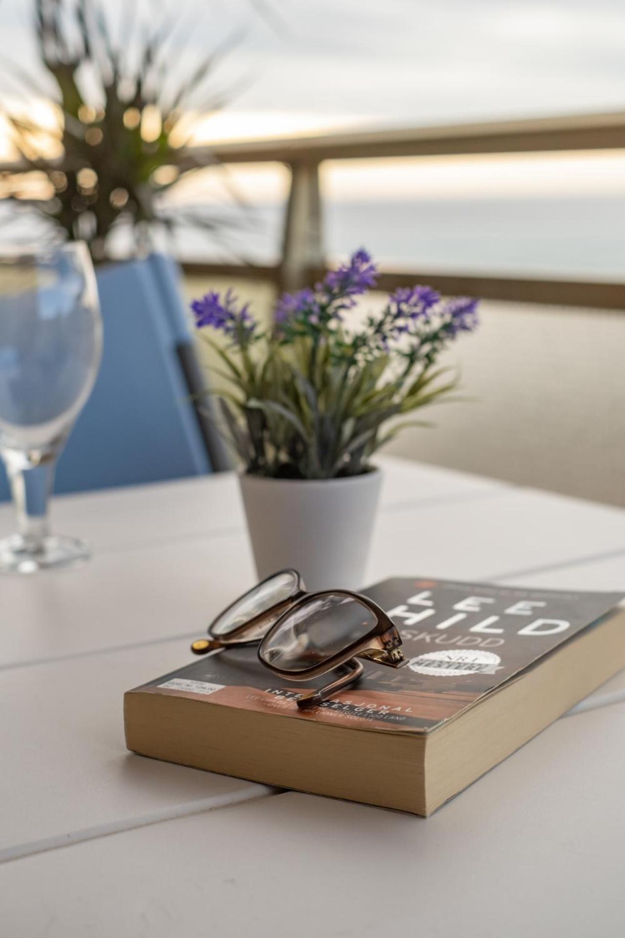Apartamento Con Terraza, Vistas Playa Y Montana Hospitalet De L'Infant Εξωτερικό φωτογραφία